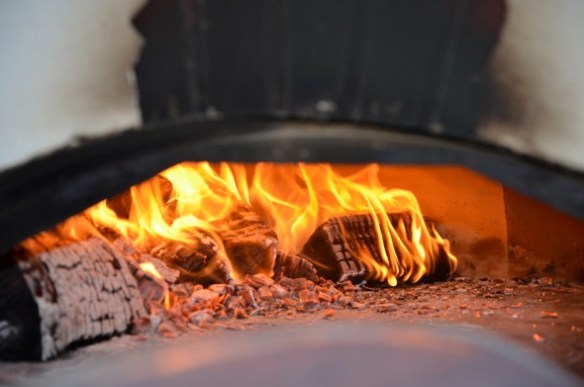 Elden, fokus, brinna, handling