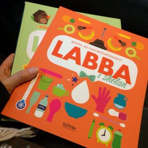 Beppe labbar i skolan